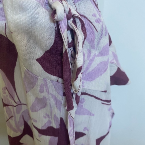 O'Neill Maxi lace up back purple and white floral women’s dress w front slit XS - Picture 2 of 5